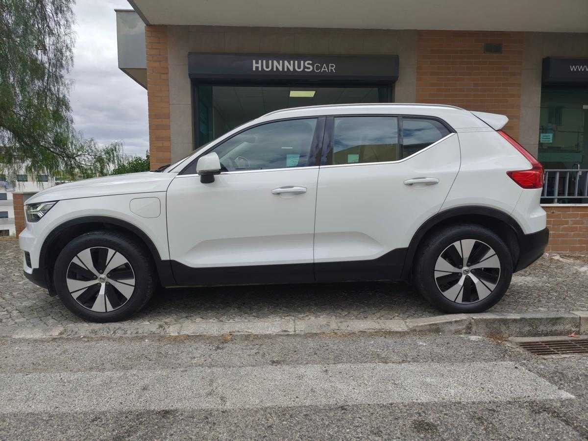 volvo-xc40-2021-hibrido-a-gasolina-1477cc