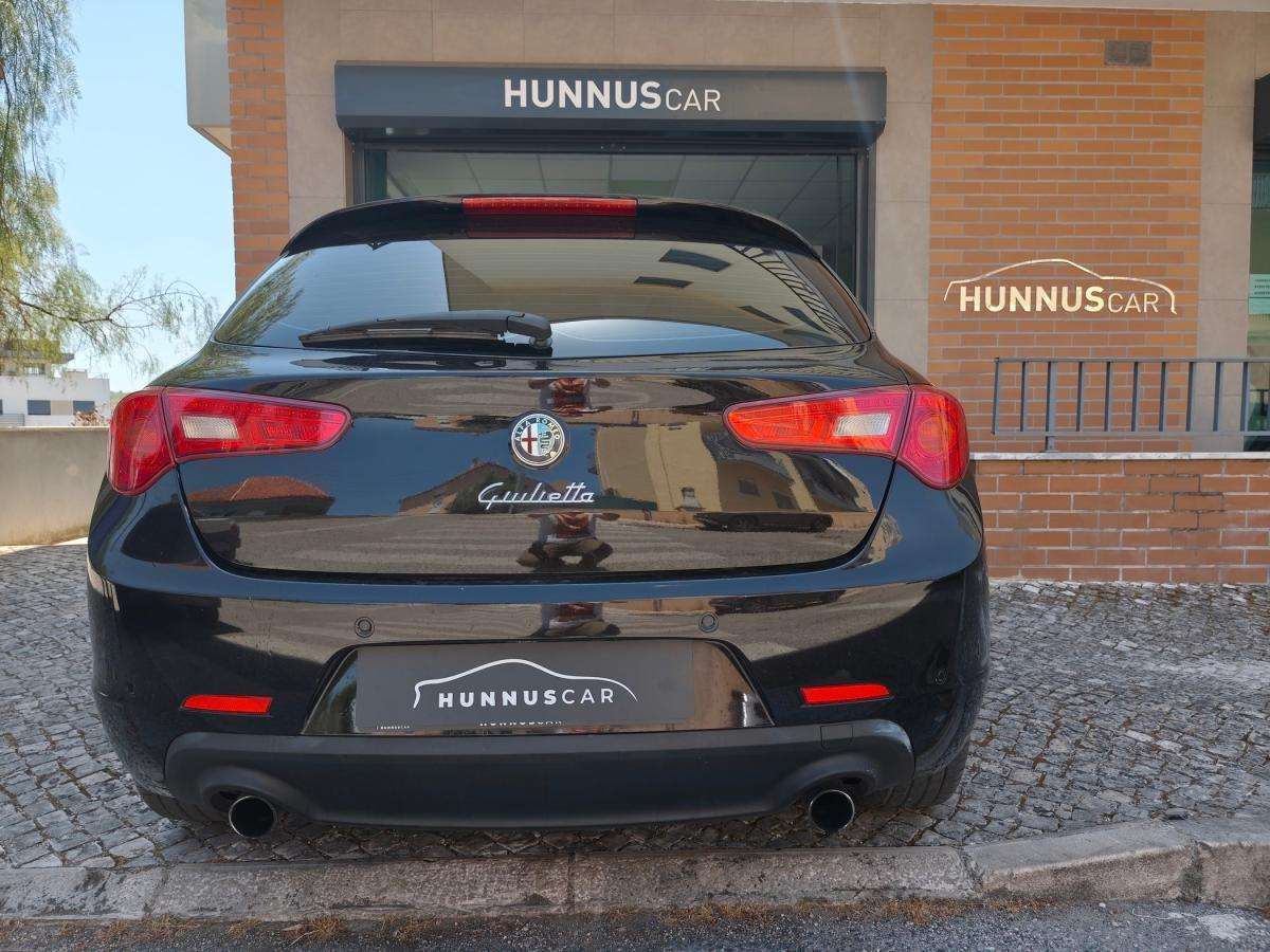 alfa-romeo-giulietta-2011-diesel-1956cc