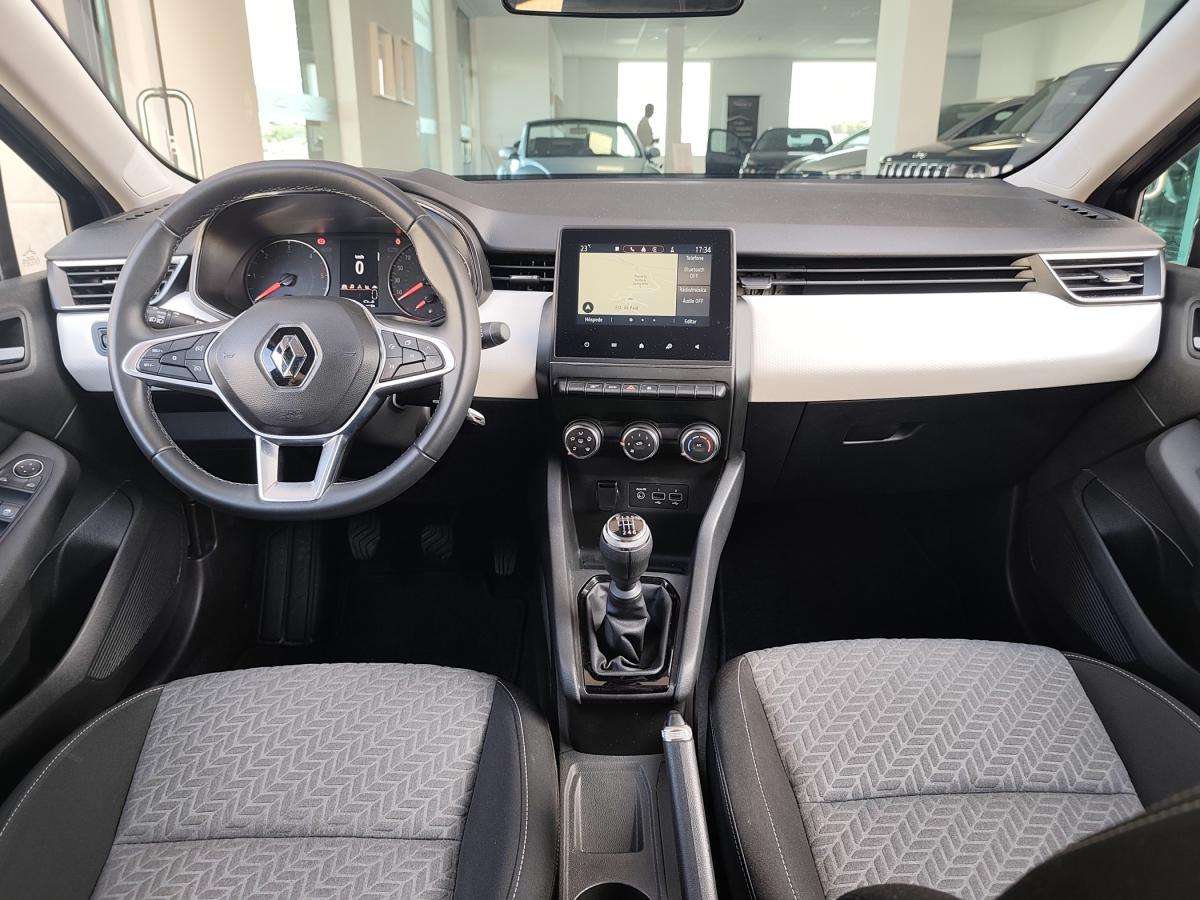 renault-clio-2023-diesel-1461cc