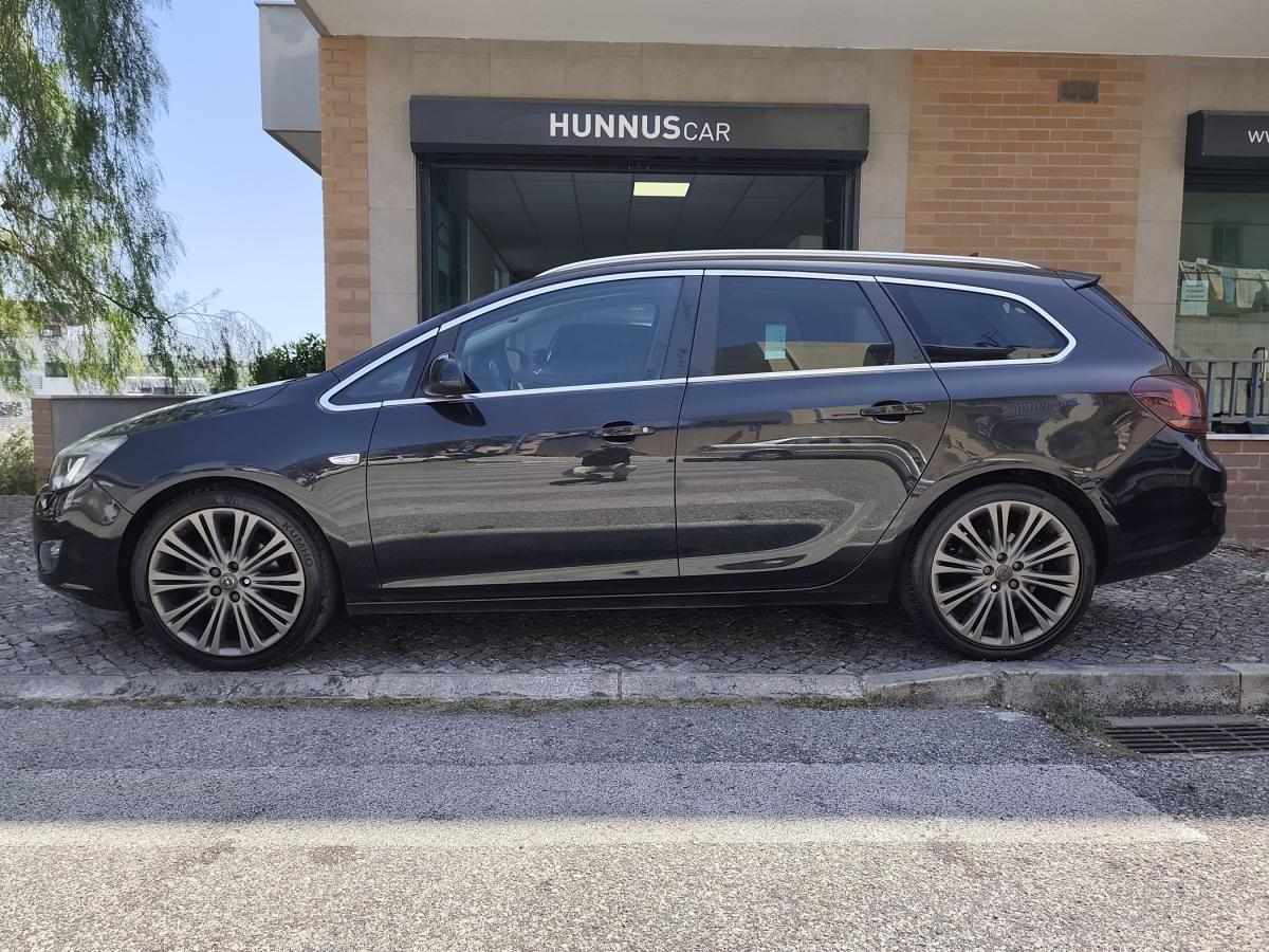 opel-astra-sport-tourer-2011-gasolina-1598cc