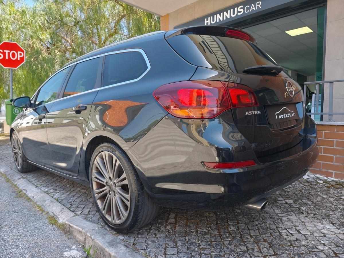 opel-astra-sport-tourer-2011-gasolina-1598cc