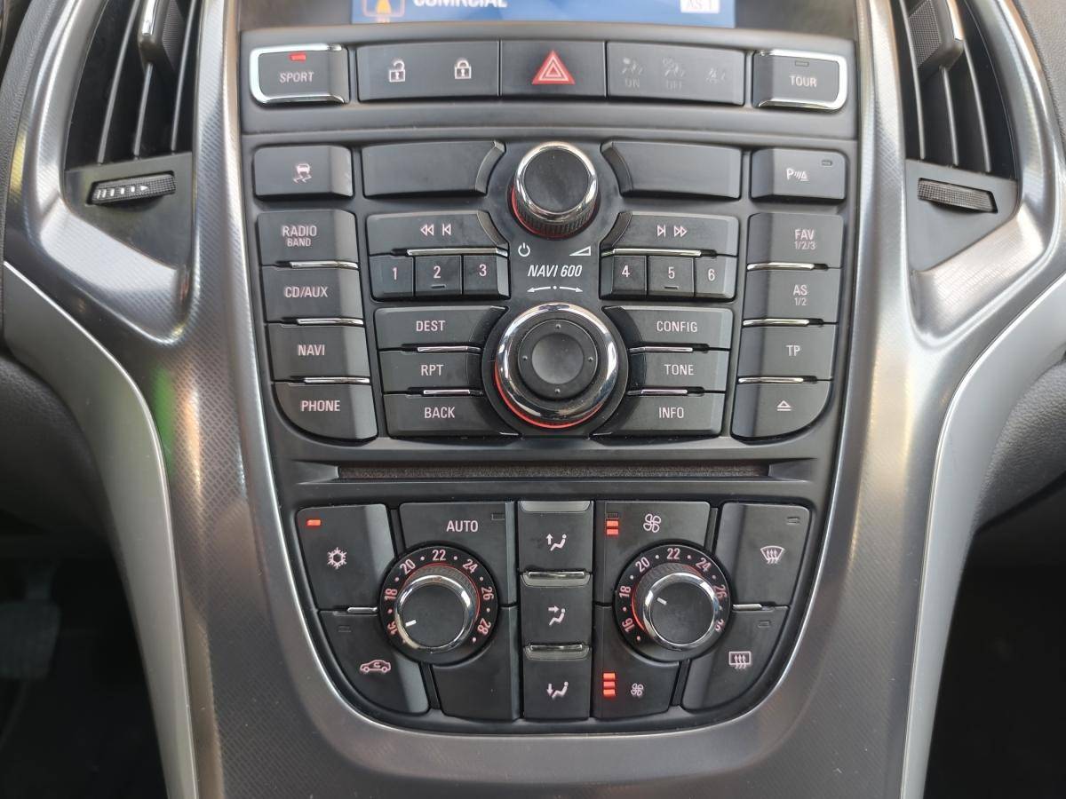 opel-astra-sport-tourer-2011-gasolina-1598cc