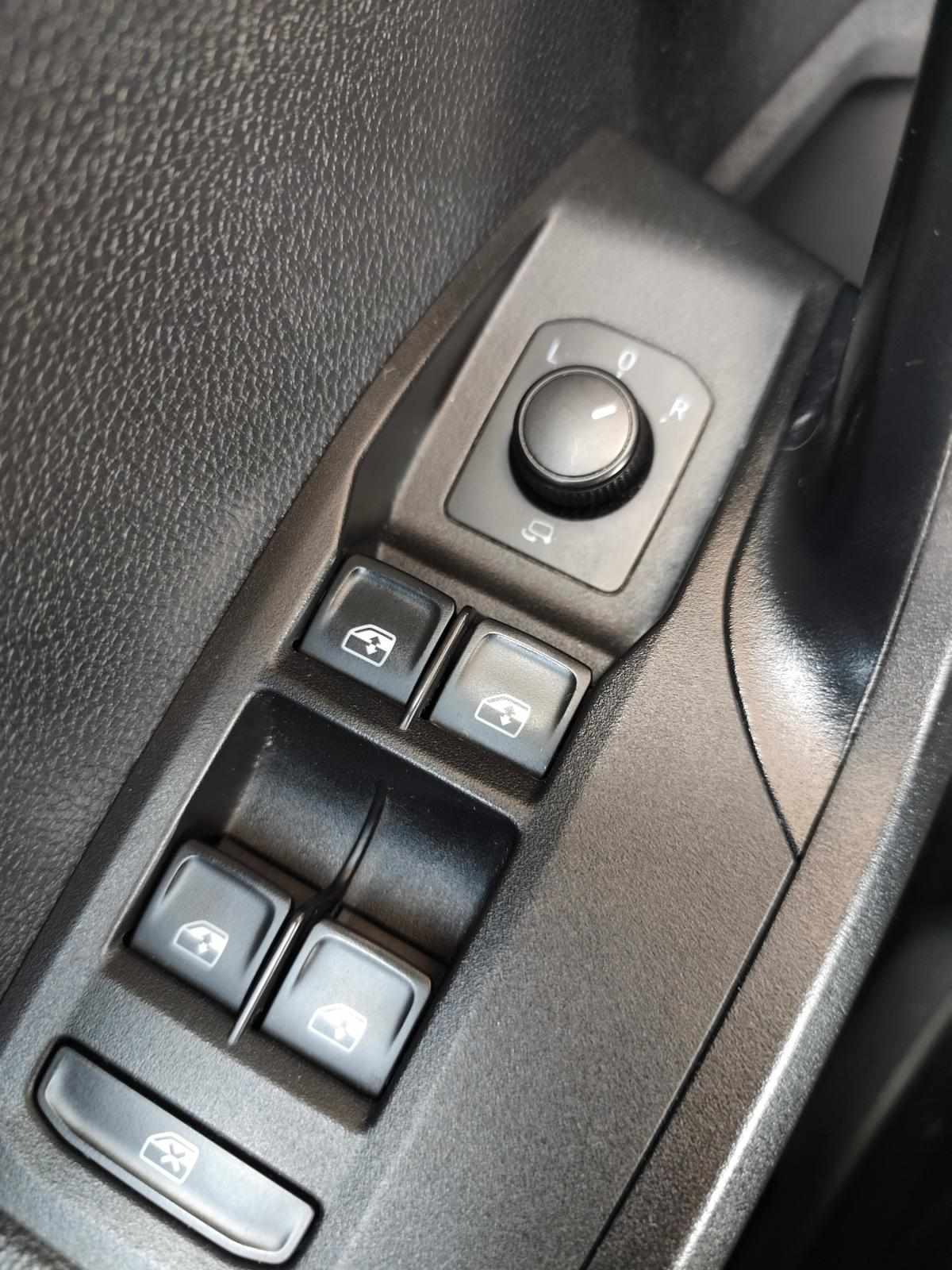 seat-arona-2021-gasolina-999cc
