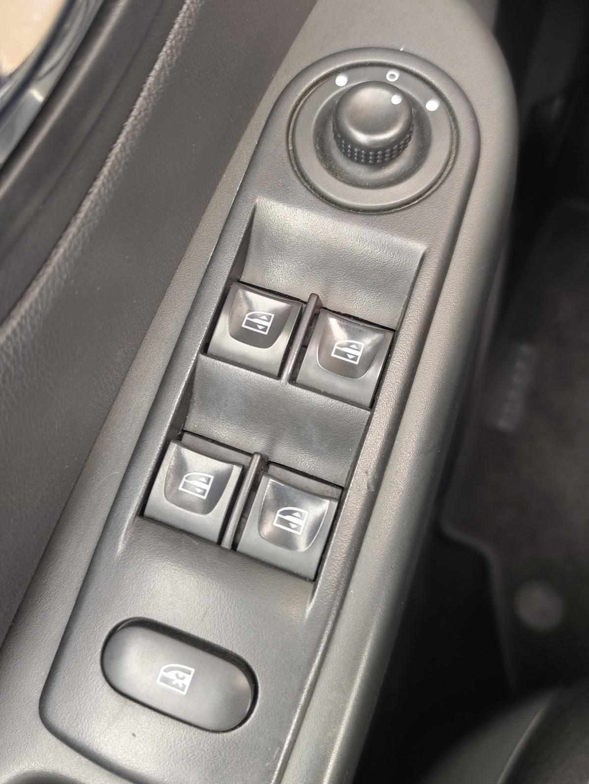 renault-captur-2017-gasolina-898cc