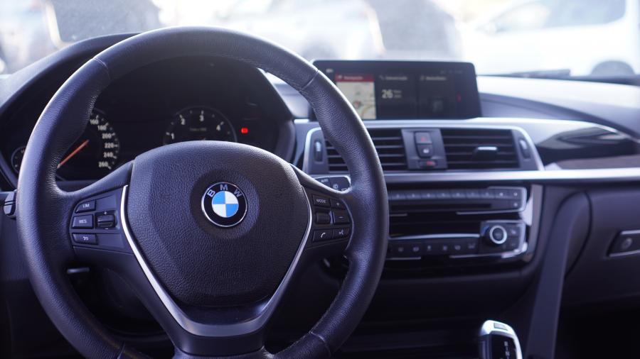 bmw-serie-3-2018-diesel-1995cc