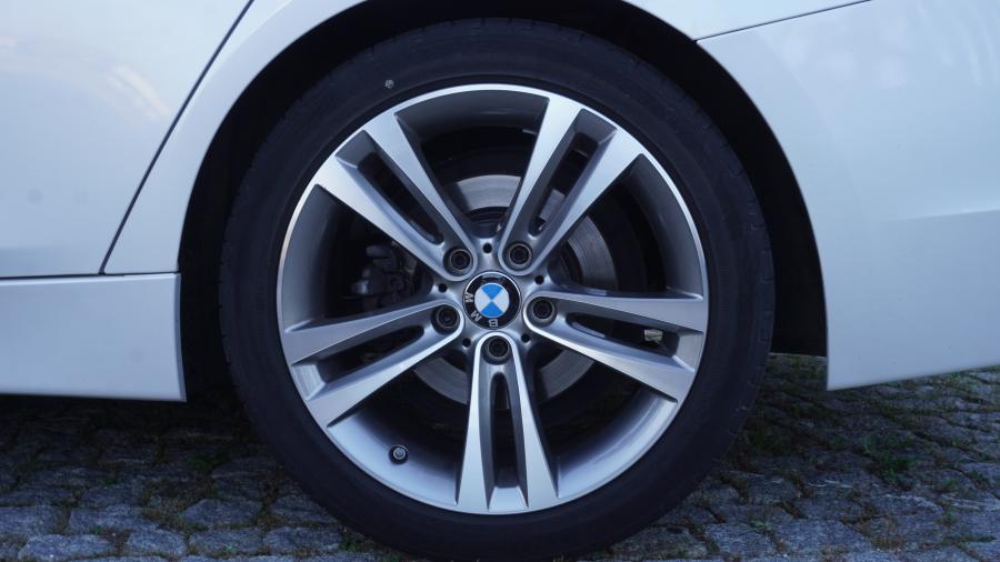 bmw-serie-3-2018-diesel-1995cc