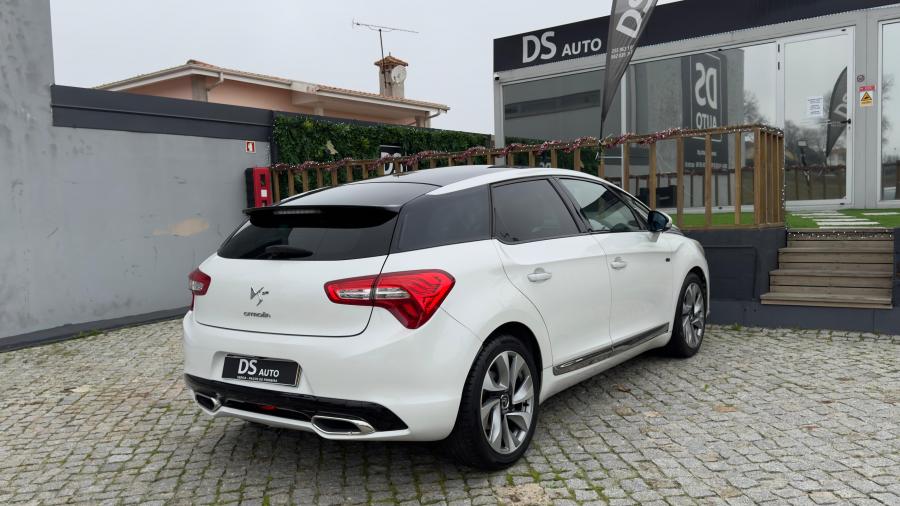 citroen-ds5-2014-hibrido-a-diesel-1997cc