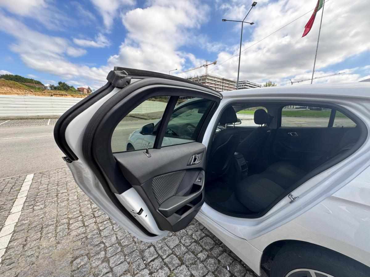 bmw-serie-1-116i-2022-gasolina-1499cc