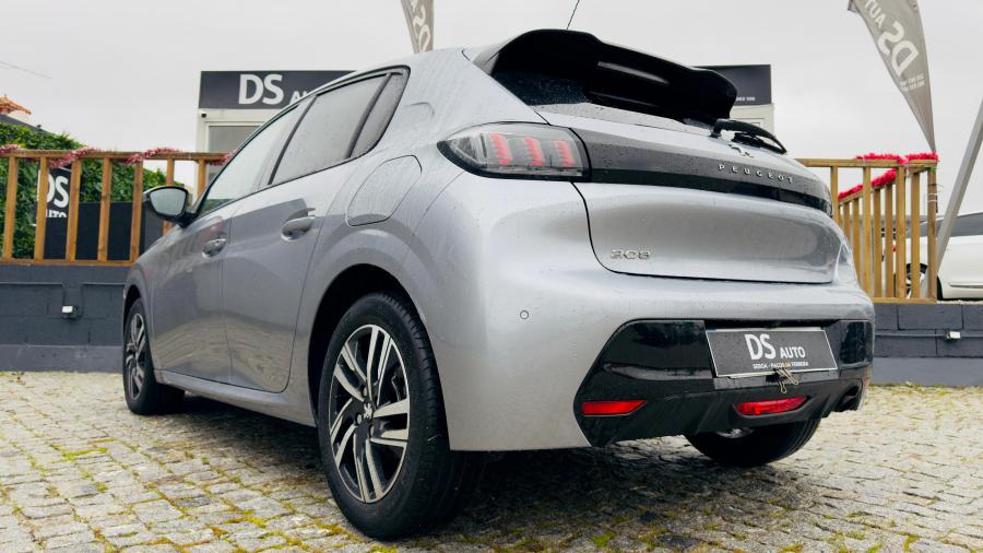 peugeot-208-2023-gasolina-1199cc