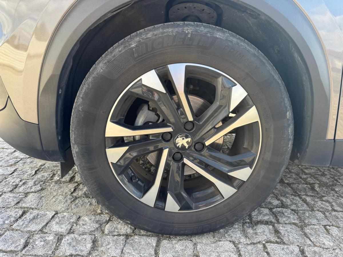 peugeot-2008-1-2-puretech-2020-gasolina-1199cc
