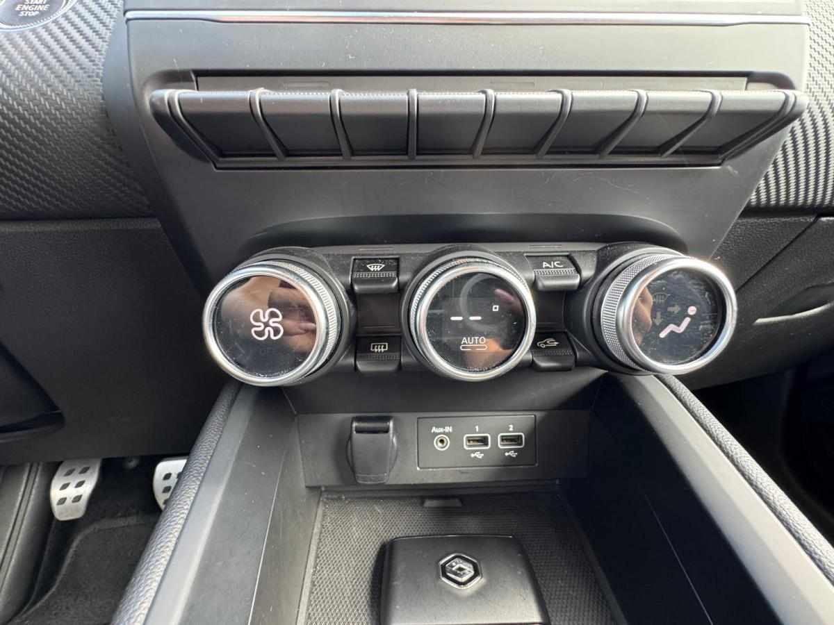 renault-clio-1-5-blue-dci-2021-diesel-1461cc
