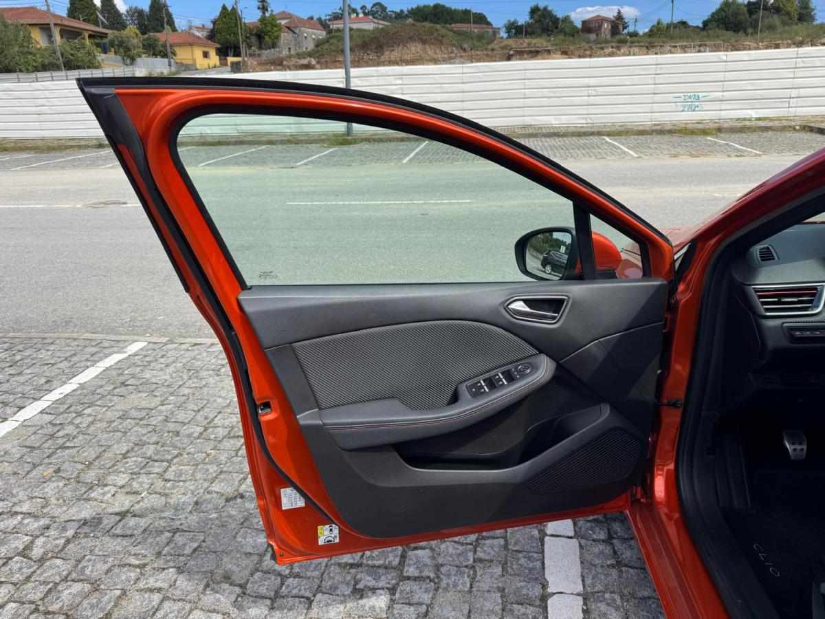 renault-clio-1-5-blue-dci-2021-diesel-1461cc