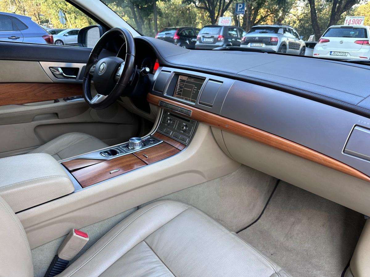 jaguar-xf-2008-diesel-2720cc
