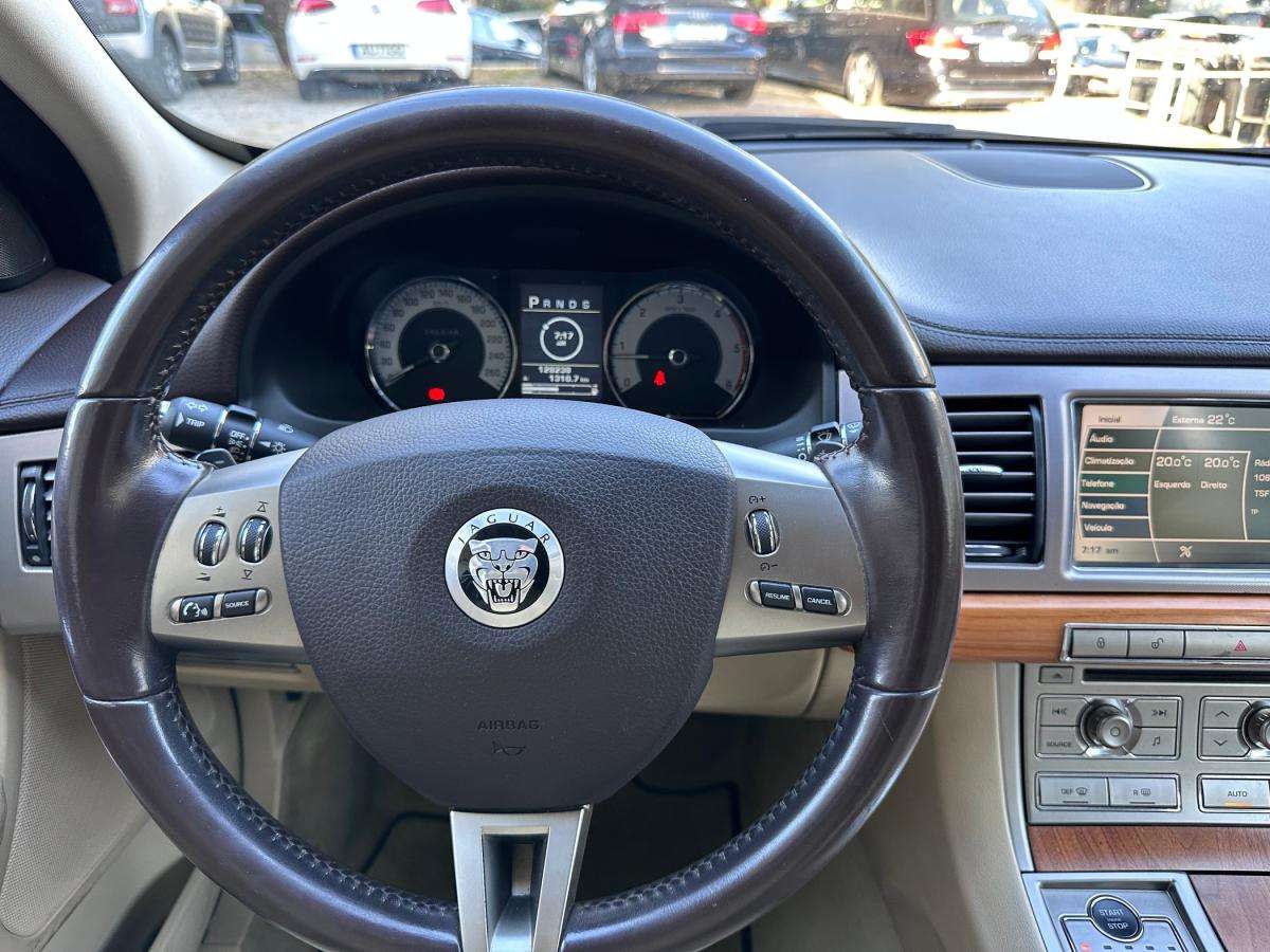 jaguar-xf-2008-diesel-2720cc