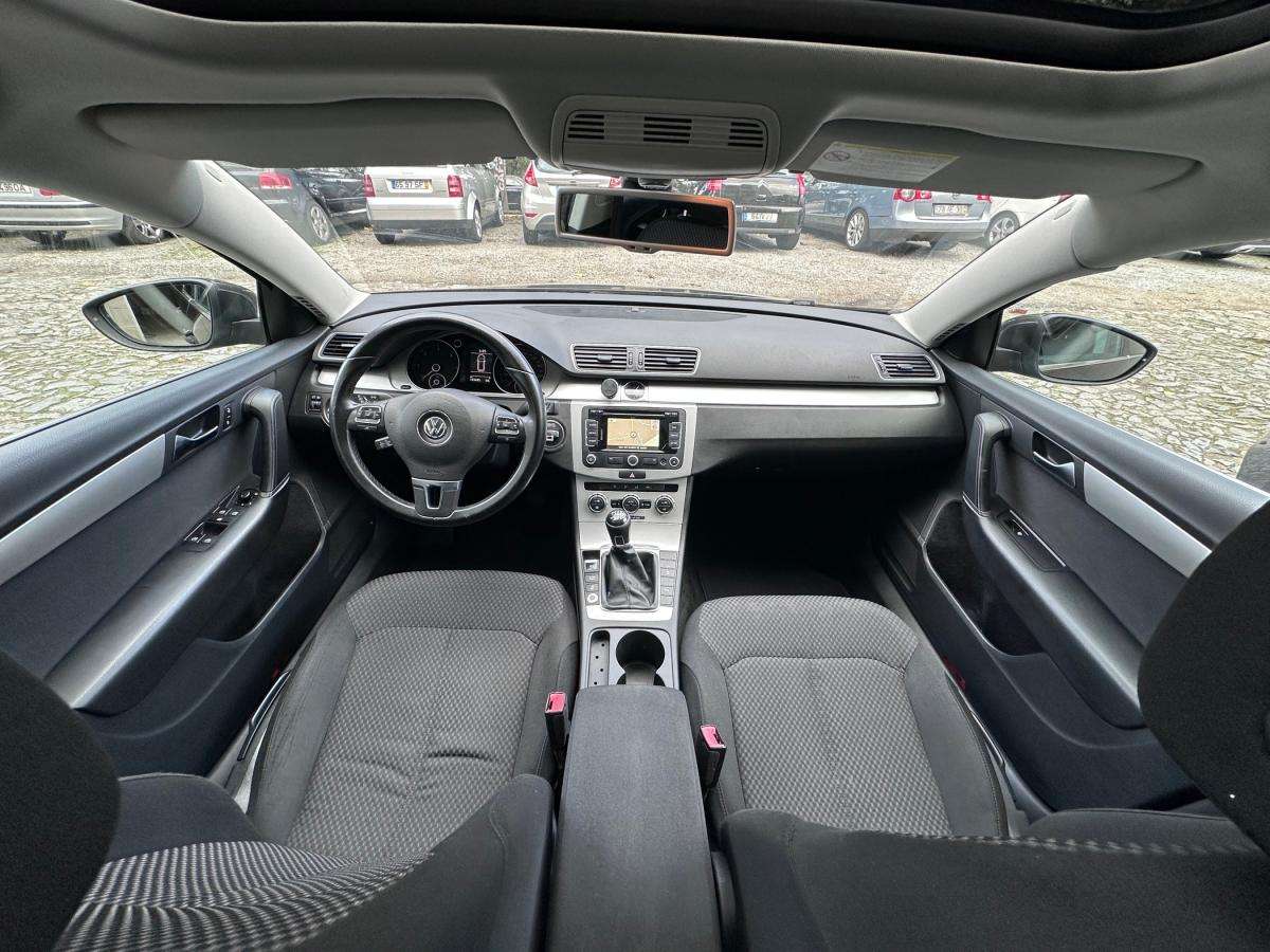 volkswagen-passat-variant-2013-diesel-1598cc