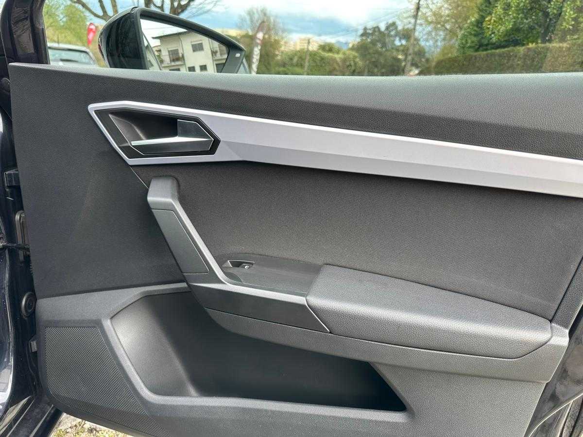 seat-ibiza-2022-gasolina-999cc