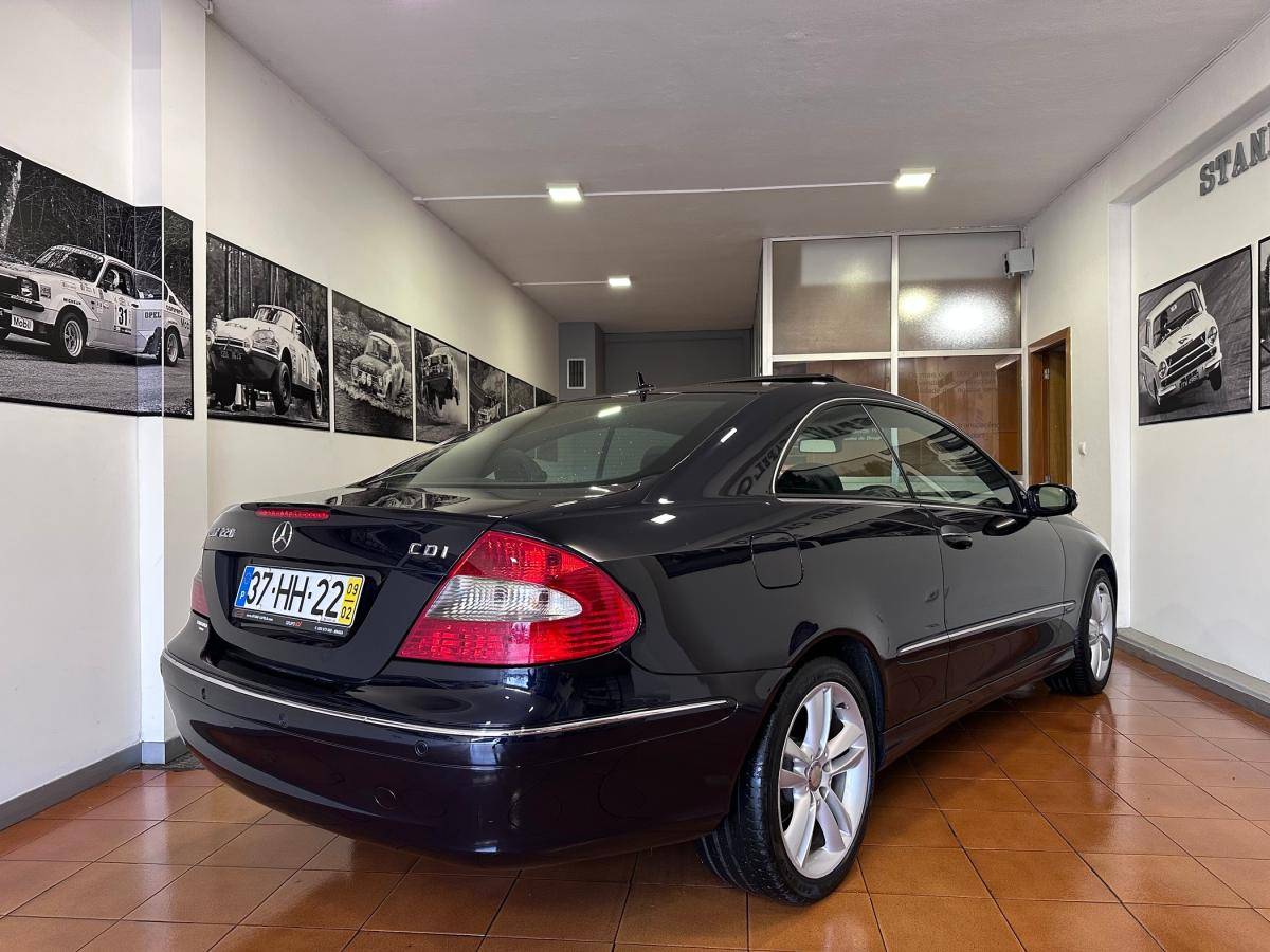 mercedes-benz-clk-2009-diesel-2148cc