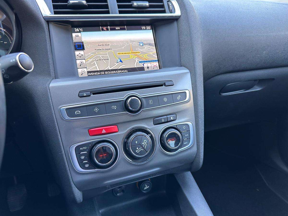 citroen-c4-2017-gasolina-1199cc