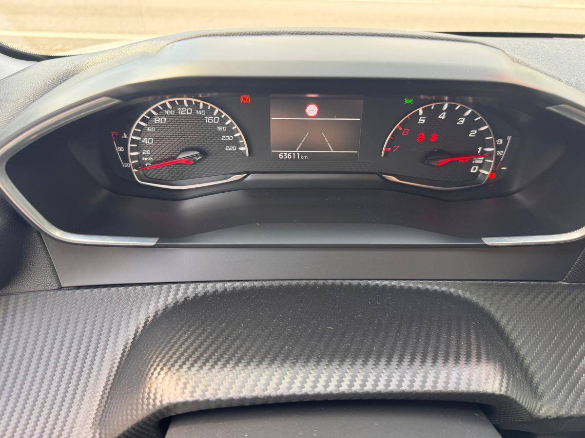 peugeot-208-2021-diesel-1499cc