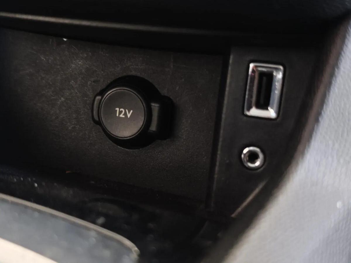 peugeot-308-sw-2014-diesel-1560cc