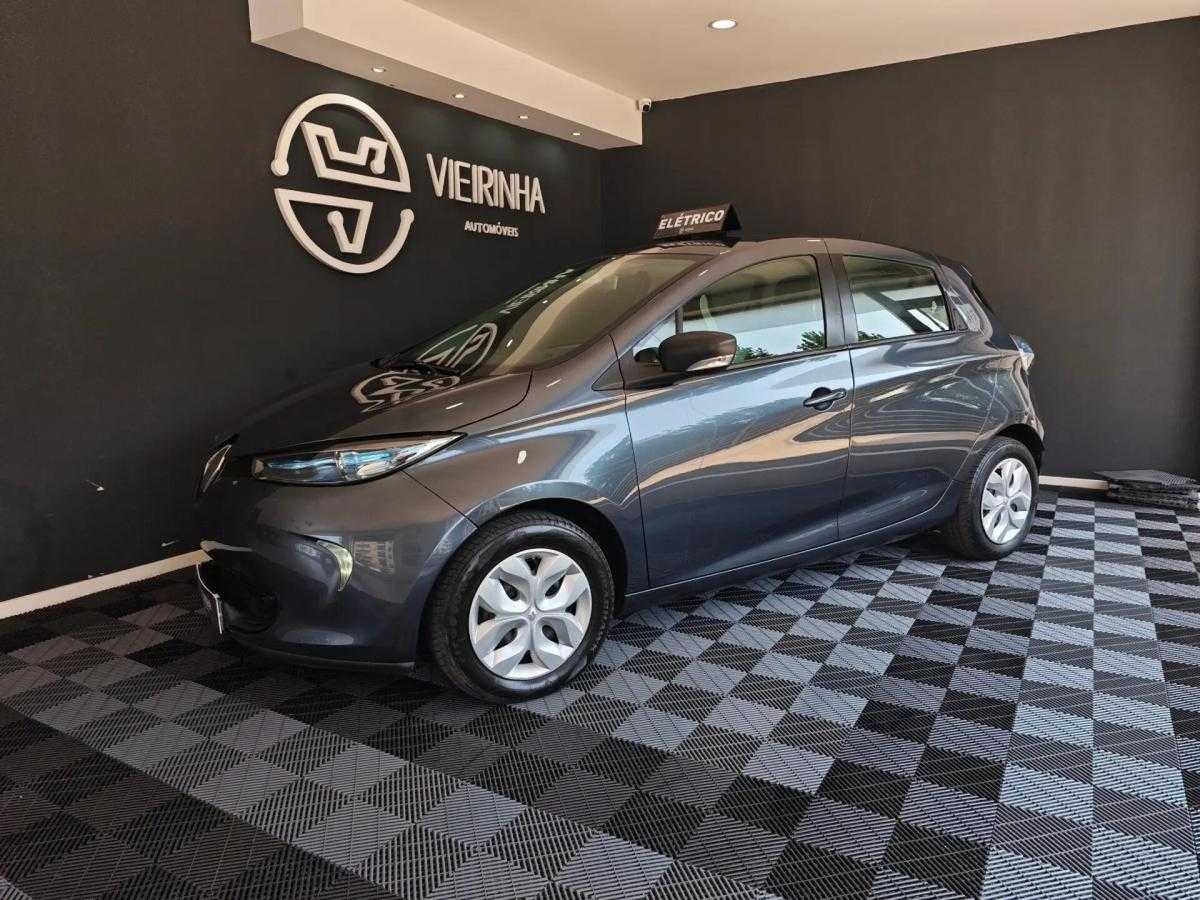 renault-zoe-2017-eletrico-0cc