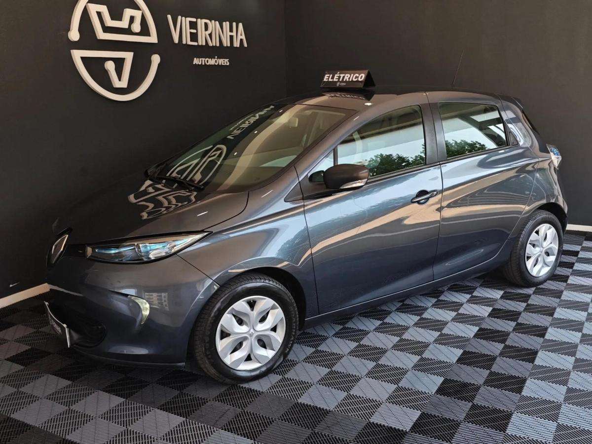 renault-zoe-2017-eletrico-0cc