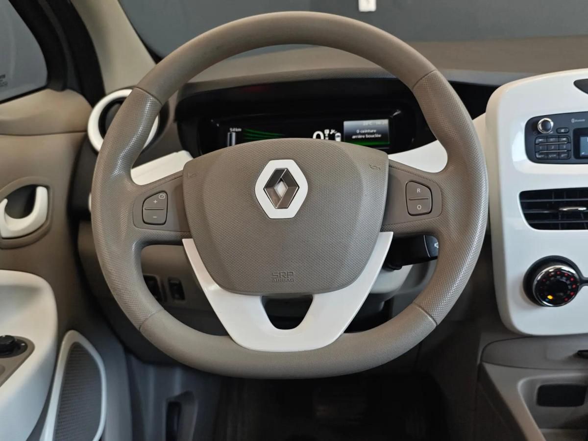renault-zoe-2017-eletrico-0cc