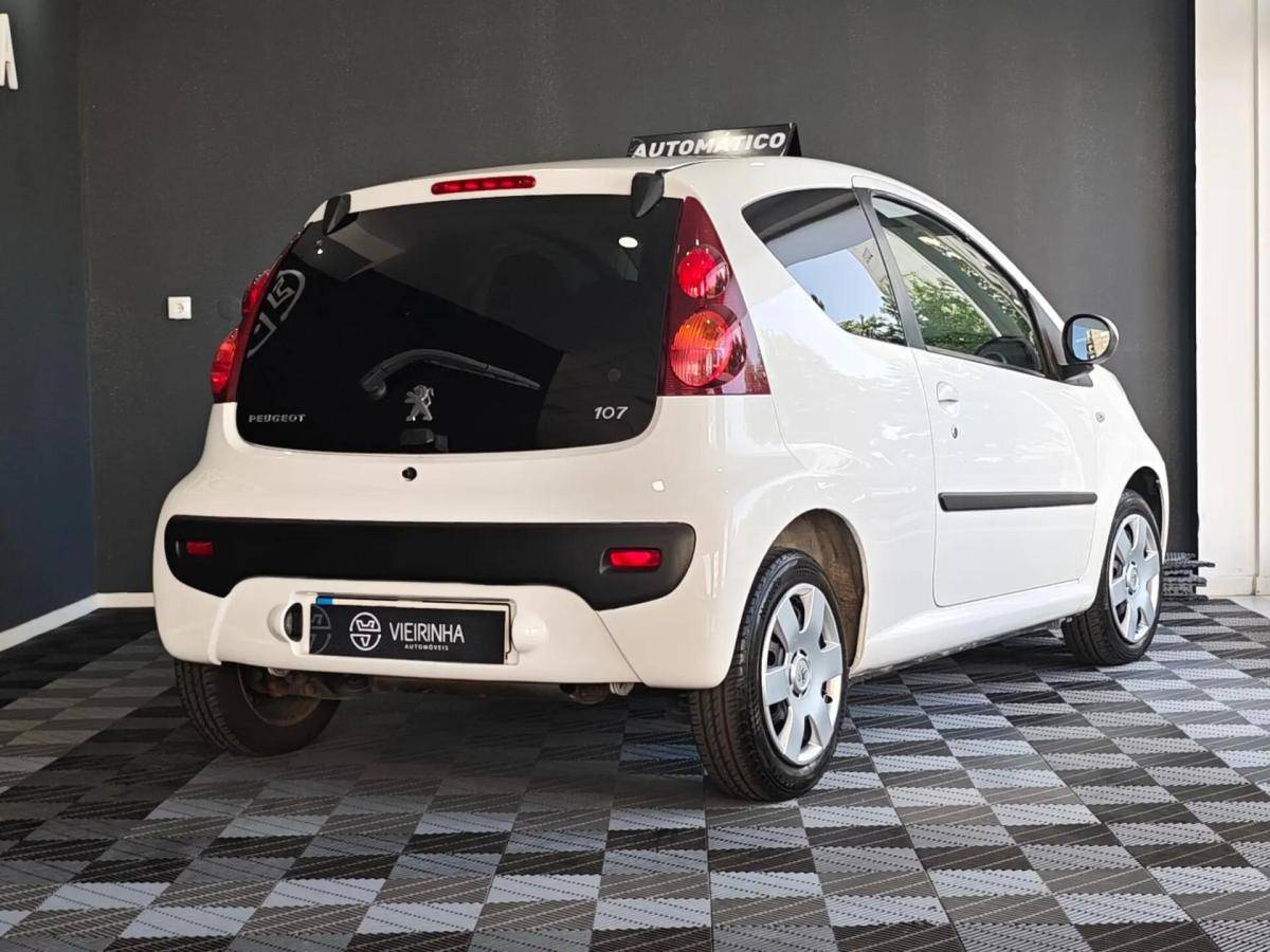 peugeot-107-2014-gasolina-998cc