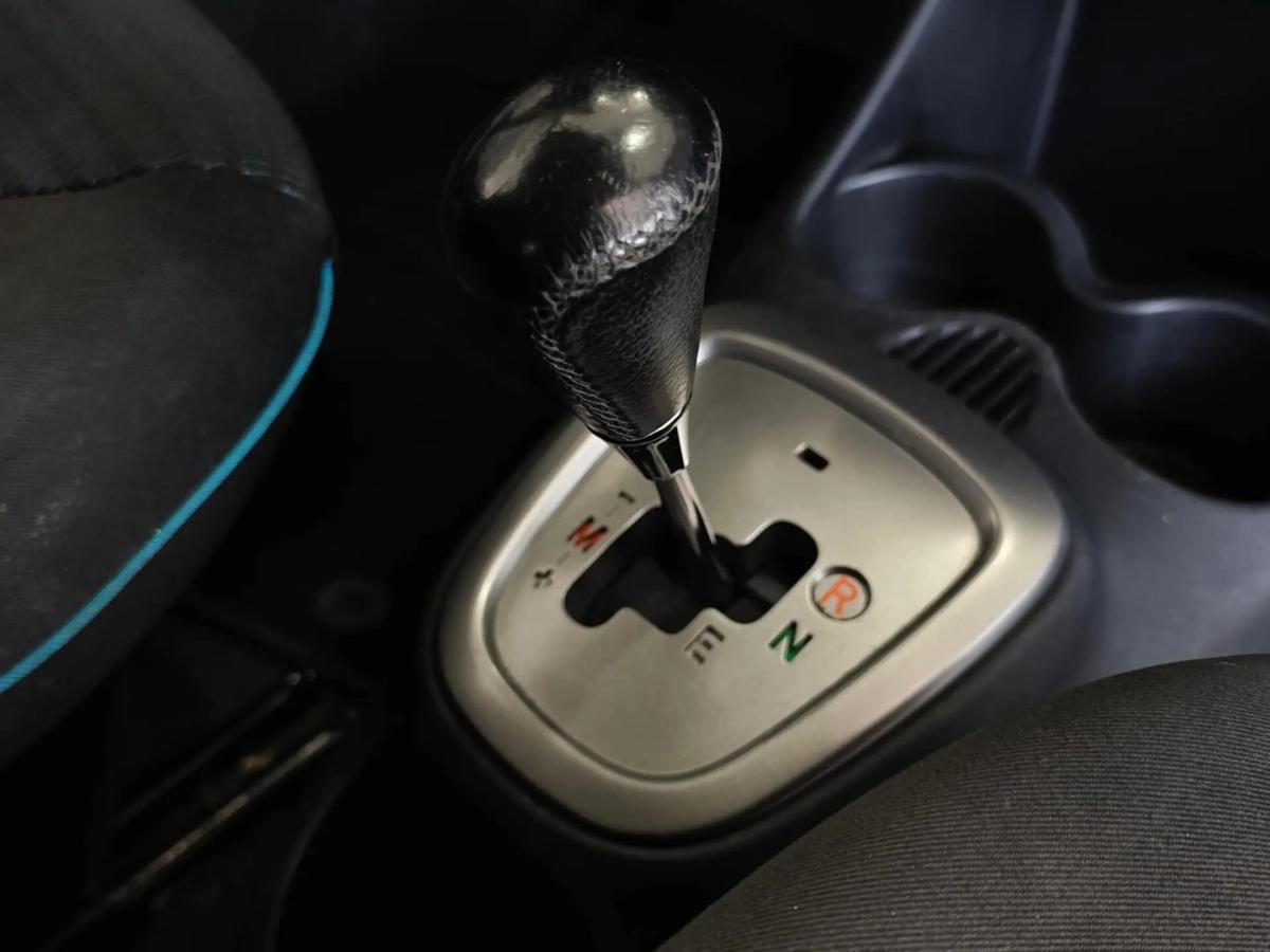 peugeot-107-2014-gasolina-998cc