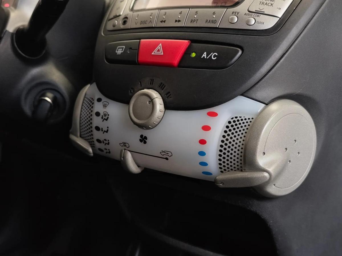 peugeot-107-2014-gasolina-998cc