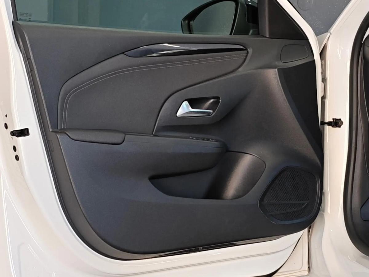opel-corsa-2023-gasolina-1199cc
