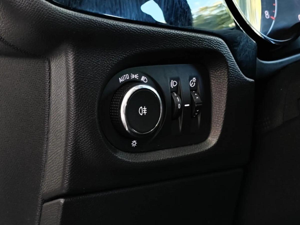 opel-corsa-2023-gasolina-1199cc