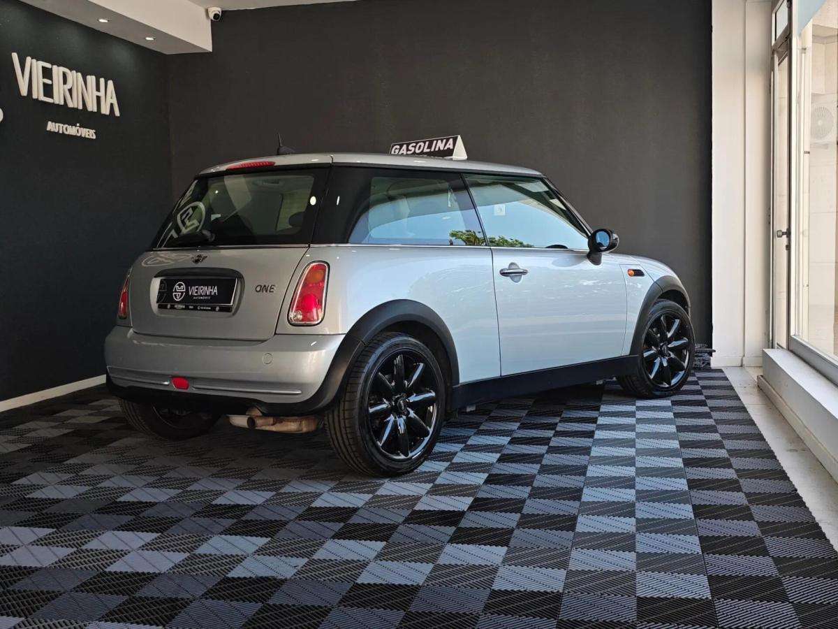 mini-cooper-2006-gasolina-1560cc