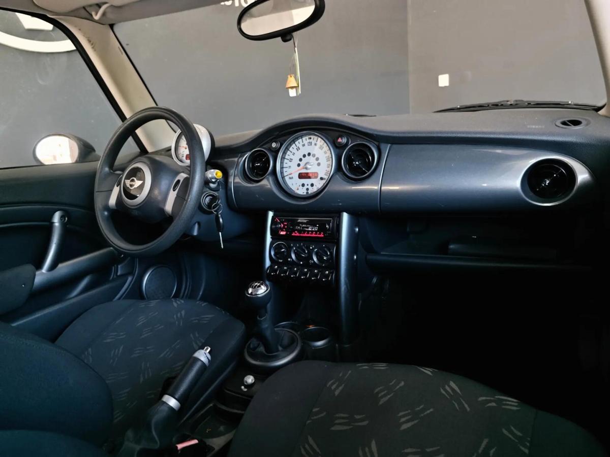 mini-cooper-2006-gasolina-1560cc