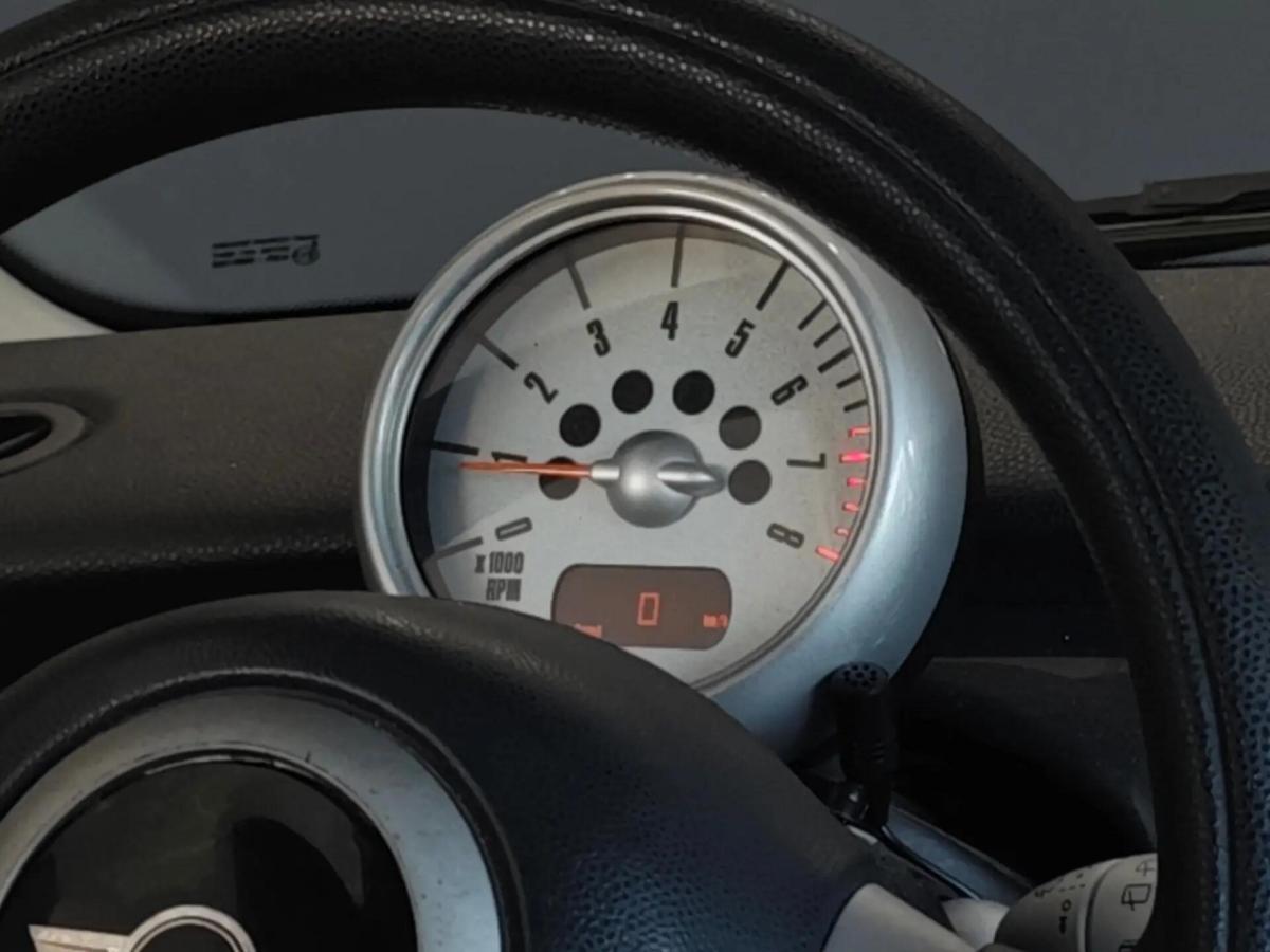 mini-cooper-2006-gasolina-1560cc