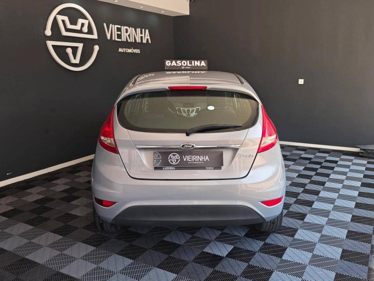 ford-fiesta-2011-gasolina-1242cc