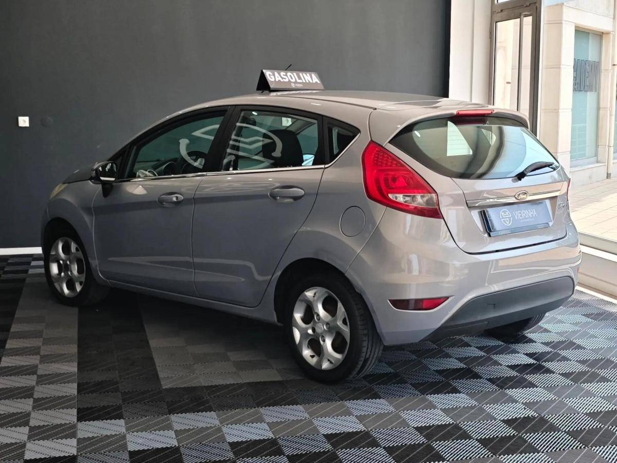 ford-fiesta-2011-gasolina-1242cc