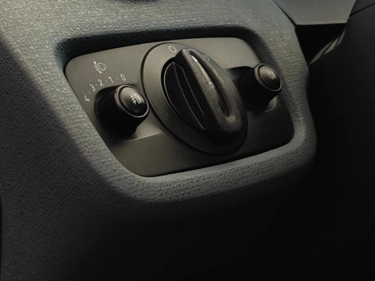 ford-fiesta-2011-gasolina-1242cc