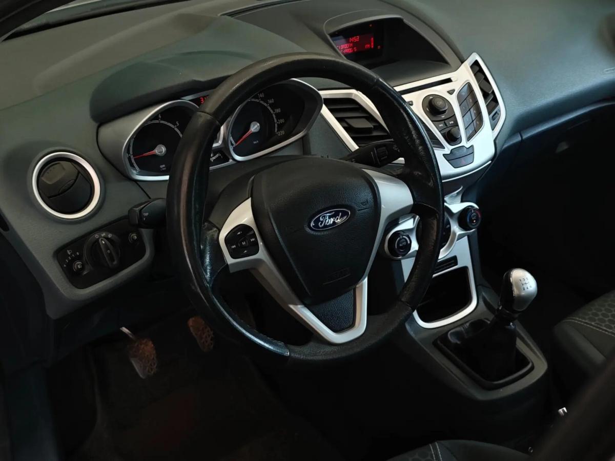 ford-fiesta-2011-gasolina-1242cc