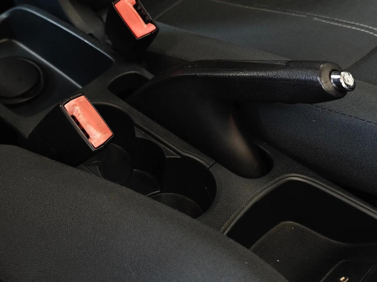 ford-fiesta-2011-gasolina-1242cc