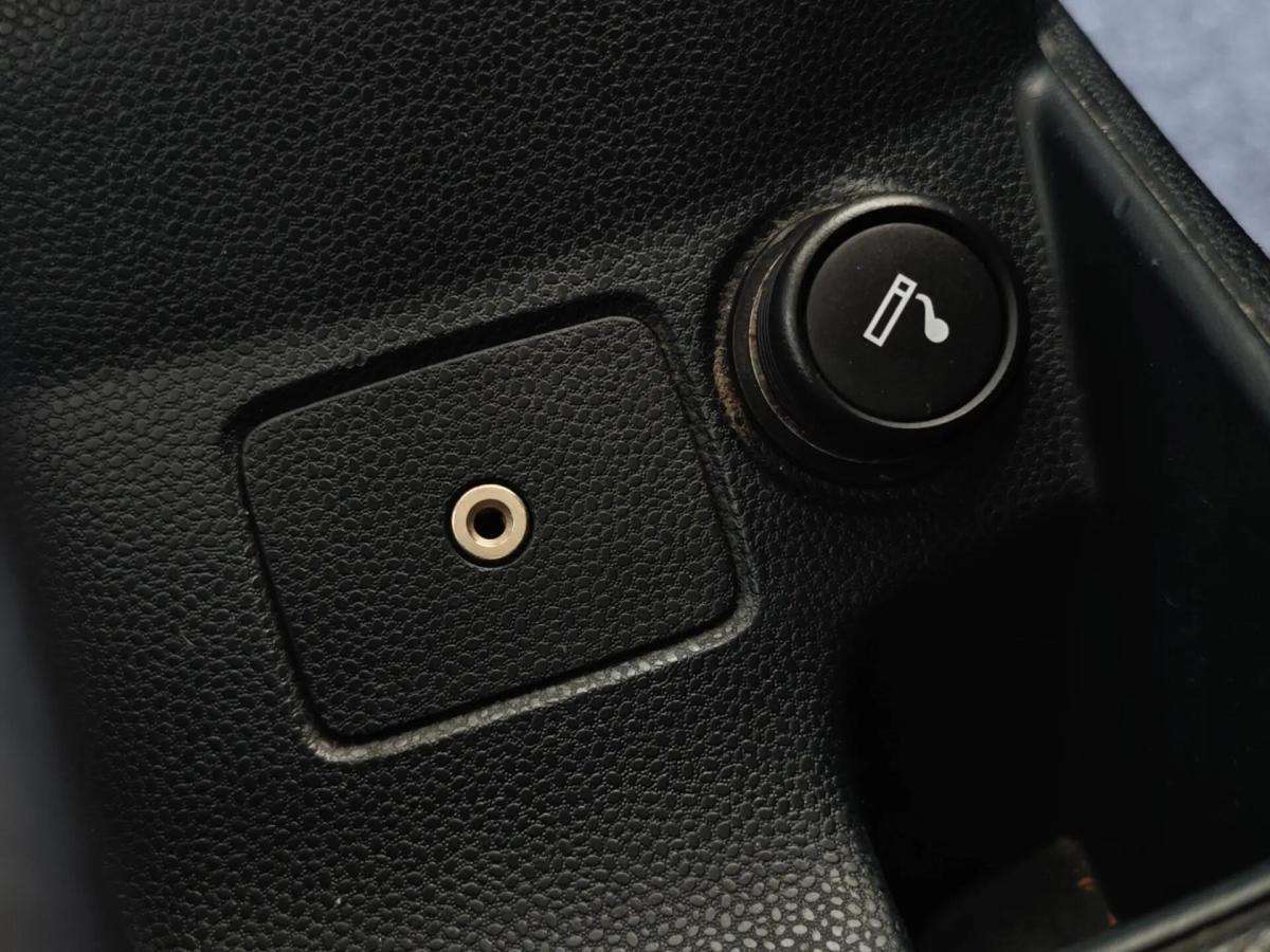 ford-fiesta-2011-gasolina-1242cc