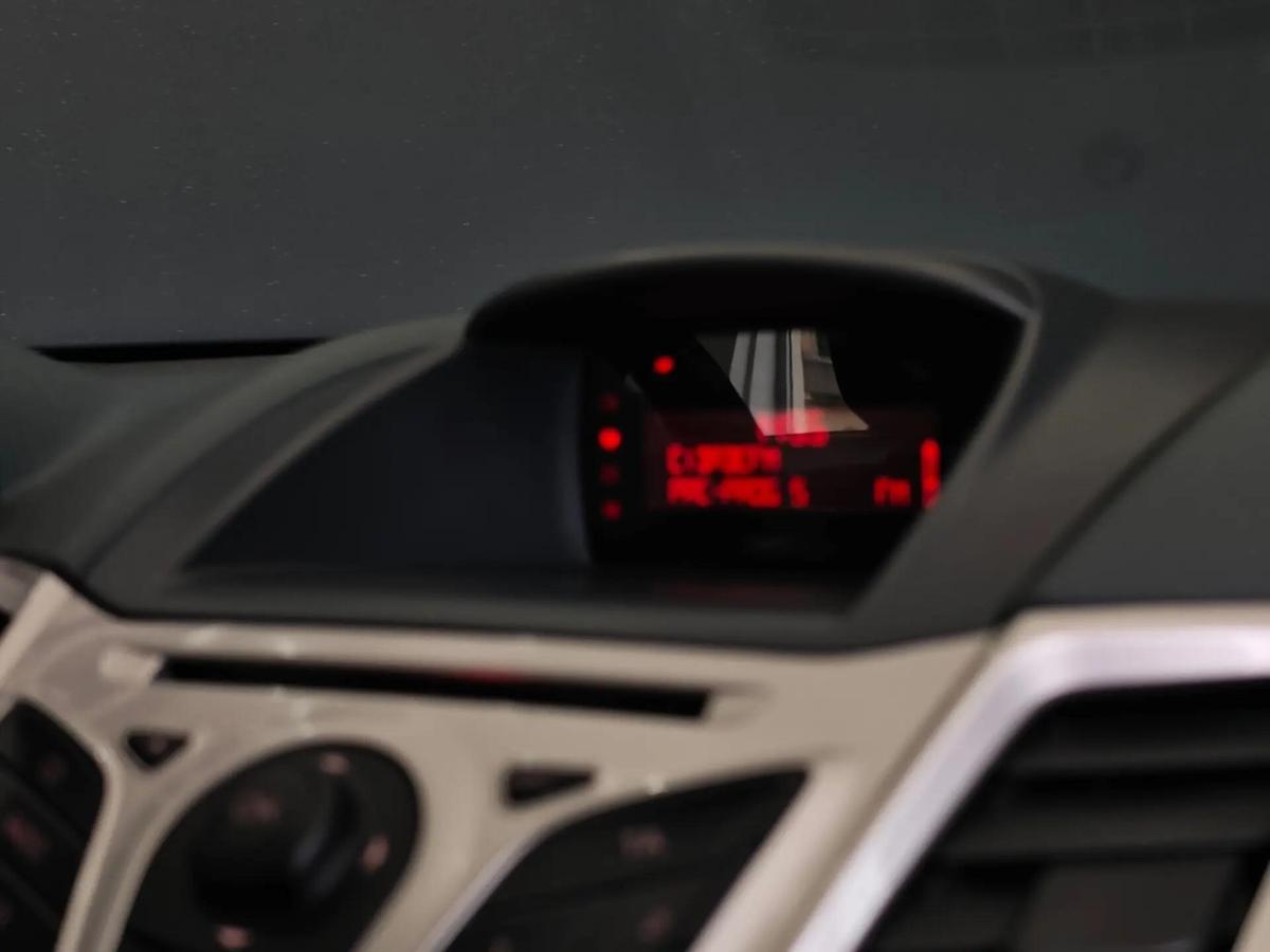 ford-fiesta-2011-gasolina-1242cc
