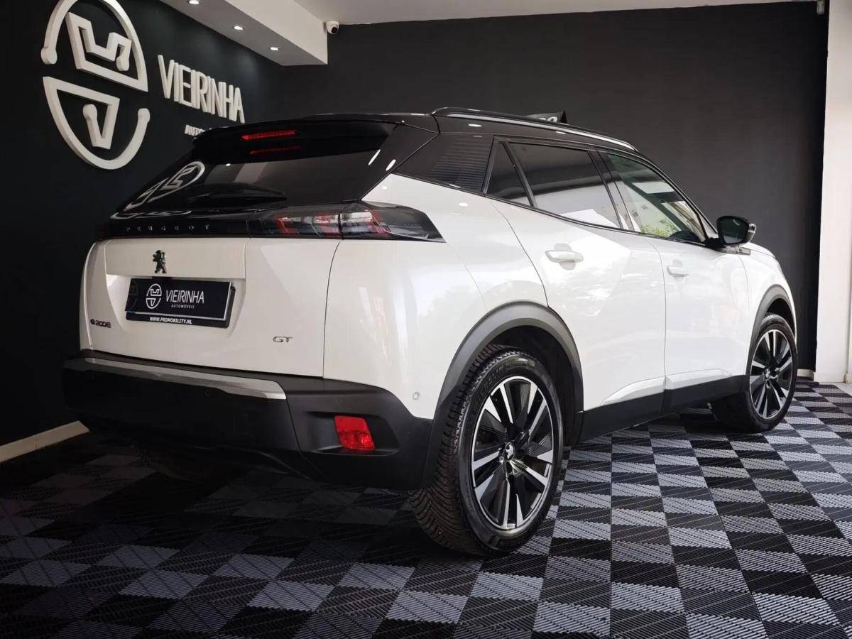 peugeot-e-2008-2020-eletrico-0cc