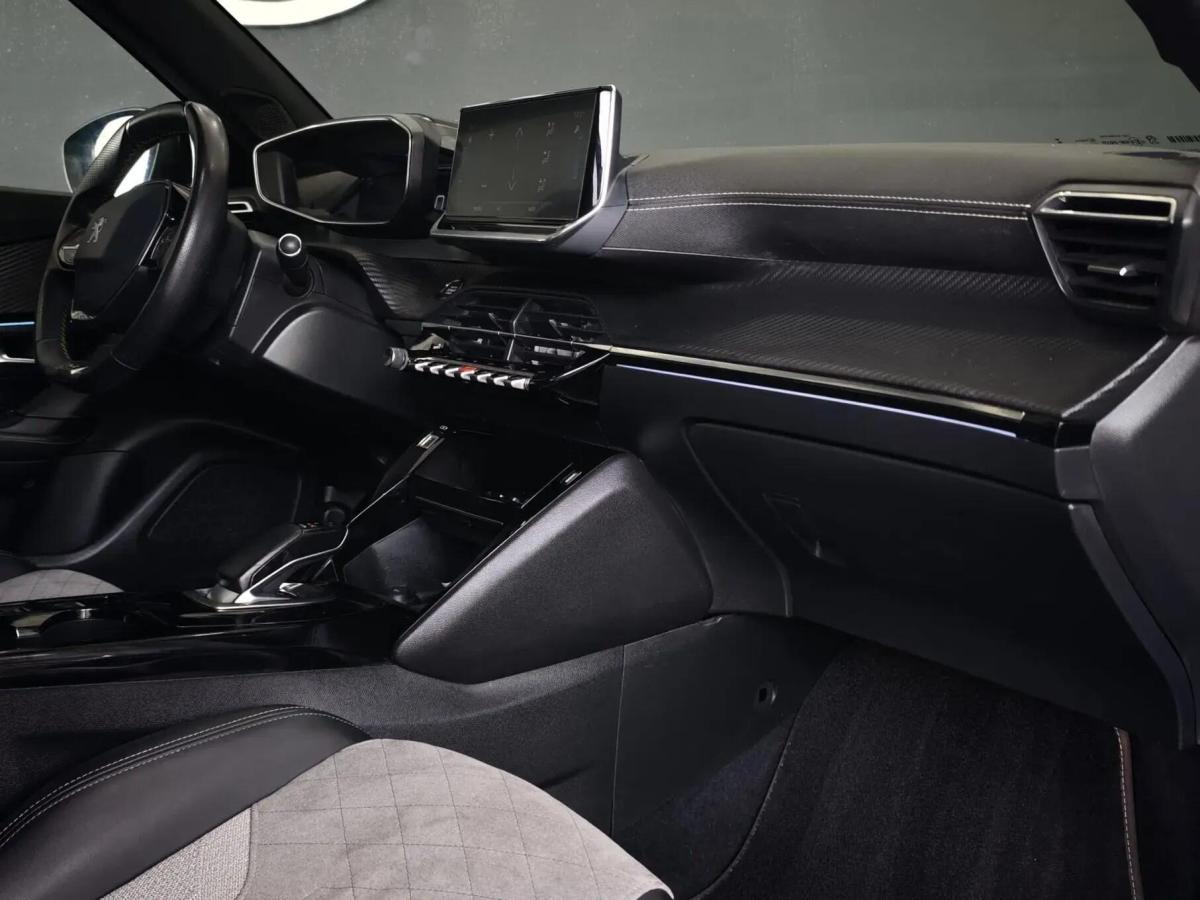 peugeot-e-2008-2020-eletrico-0cc
