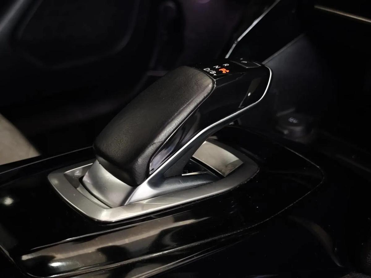 peugeot-e-2008-2020-eletrico-0cc
