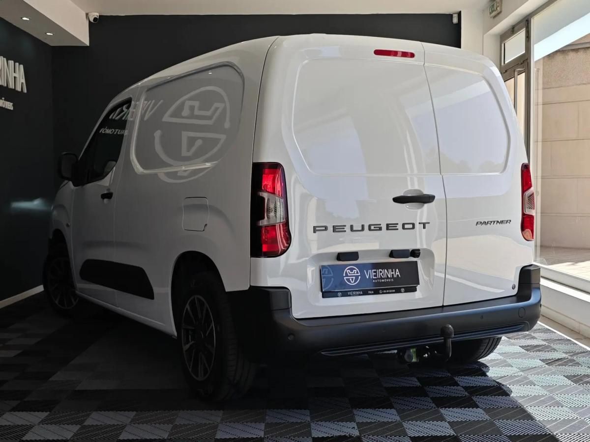 peugeot-partner-2025-diesel-1495cc