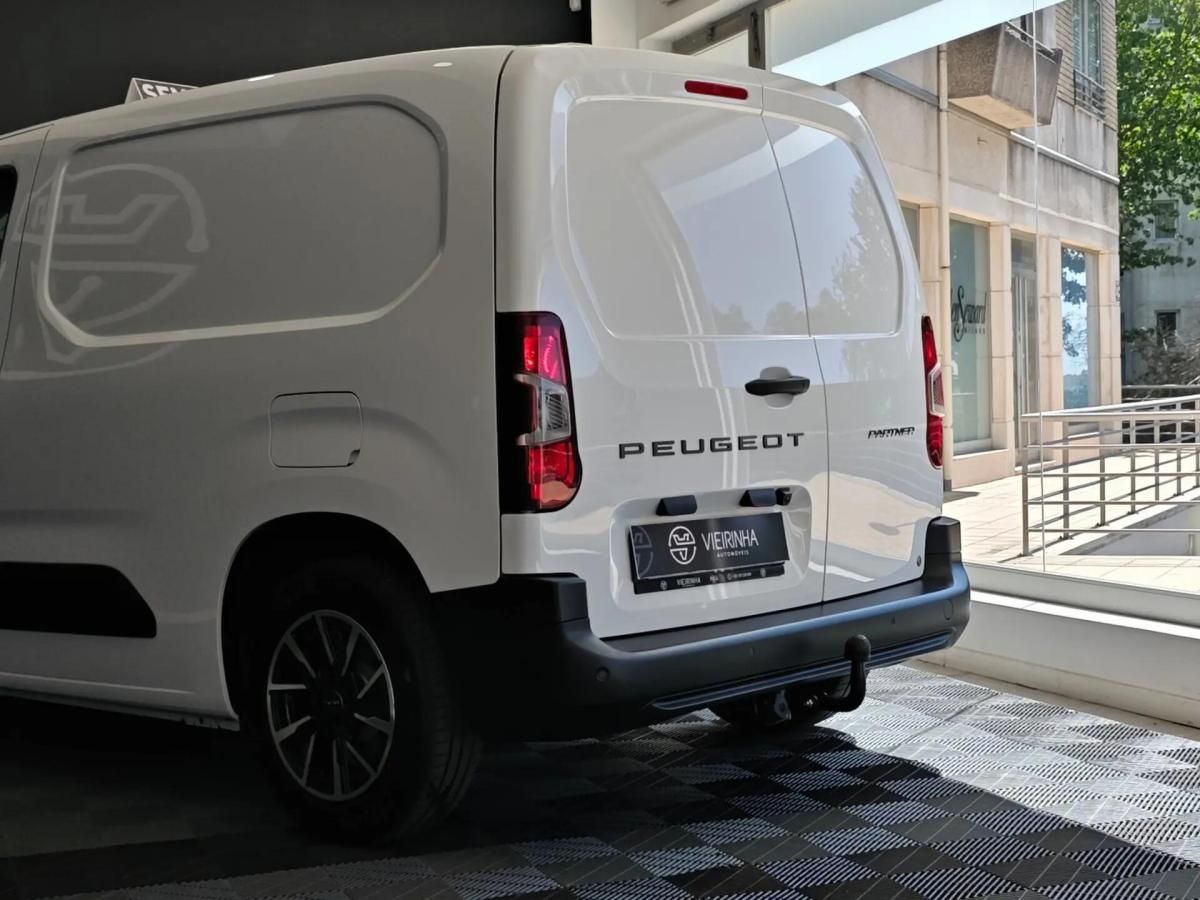 peugeot-partner-2025-diesel-1495cc