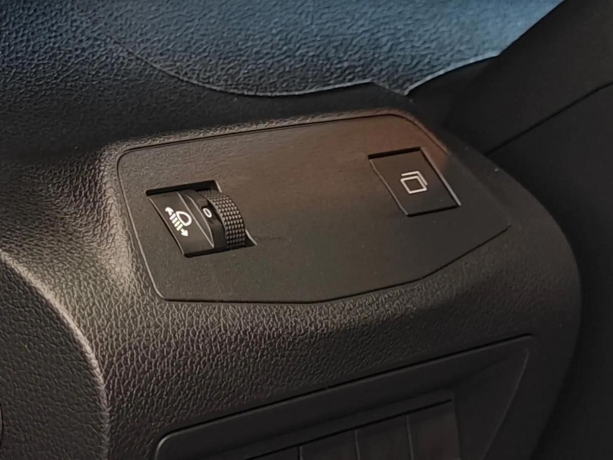 peugeot-partner-2025-diesel-1495cc