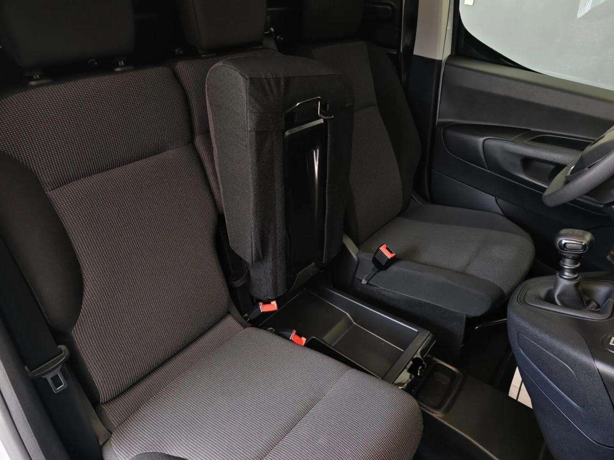 peugeot-partner-2025-diesel-1495cc