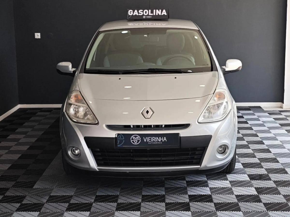 renault-clio-2011-gasolina-1200cc